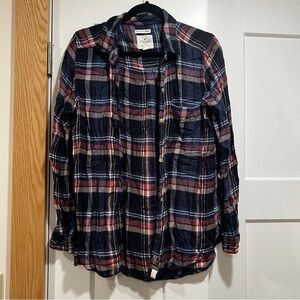 American Eagle Outfitters Navy, Red & Cream Plaid Boyfriend Shirt